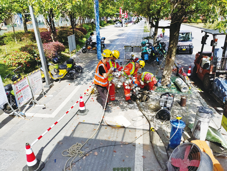  即墨UV-CIPP紫外光固化修复